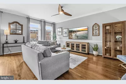 12138 Chancery Station Circle, Reston, VA 20190 - Photo 8