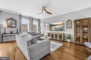 12138 Chancery Station Cir, Reston, VA 20190 - Photo 8