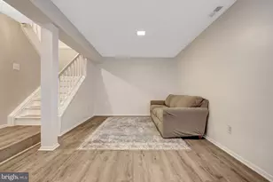 2910 Bridgehampton Ct, Falls Church, VA 22042 - Photo 36