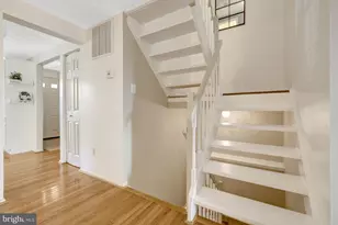 2910 Bridgehampton Ct, Falls Church, VA 22042 - Photo 18