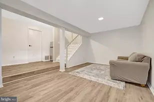 2910 Bridgehampton Ct, Falls Church, VA 22042 - Photo 34