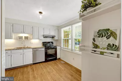 2910 Bridgehampton Court, Falls Church, VA 22042 - Photo 10