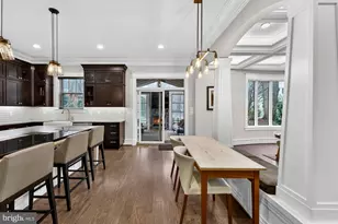 1105 Lakewood Dr SW, Vienna, VA 22180 - Photo 26