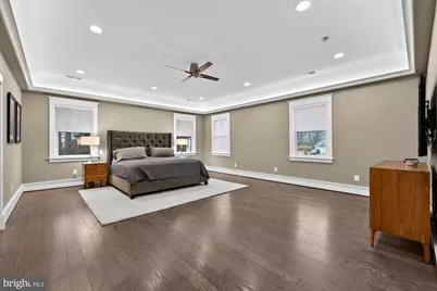 1105 Lakewood Drive SW, Vienna, VA 22180 - Photo 4