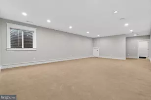 1105 Lakewood Dr SW, Vienna, VA 22180 - Photo 80