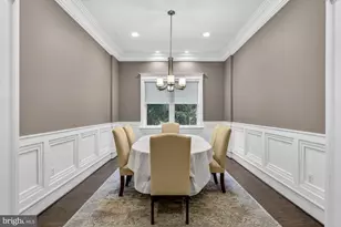 1105 Lakewood Dr SW, Vienna, VA 22180 - Photo 14