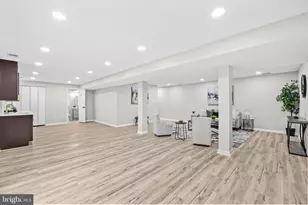 12701 Roark Ct, Reston, VA 20191 - Photo 40