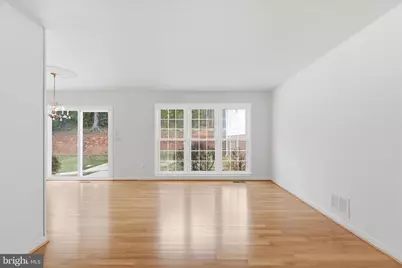 2122 Statute Lane, Vienna, VA 22181 - Photo 6