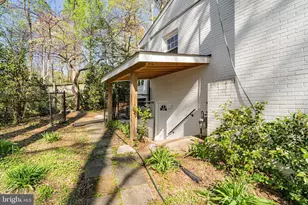 3722 Acosta Rd, Fairfax, VA 22031 - Photo 60