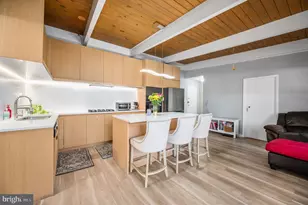 7747 Donnybrook Ct, Annandale, VA 22003 - Photo 2