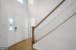 8813 Telegraph Crossing Ct, Lorton, VA 22079 - Photo 4