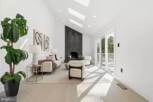 12011 Meadowville Ct, Herndon, VA 20170 - Photo 8