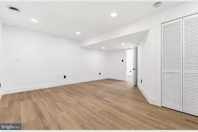 12011 Meadowville Court, Herndon, VA 20170 - Photo 14