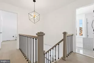 12011 Meadowville Ct, Herndon, VA 20170 - Photo 10