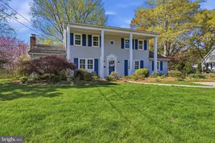 2003 Kenley Ct, Alexandria, VA 22308 - Photo 4