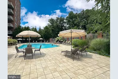 4490 Market Commons Drive #302, Fairfax, VA 22033 - Photo 34