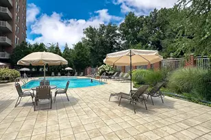 4490 Market Commons Dr, Fairfax, VA 22033 - Photo 34