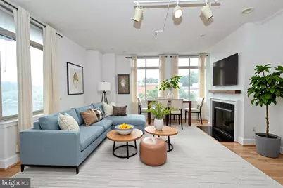 4490 Market Commons Drive #302, Fairfax, VA 22033 - Photo 10