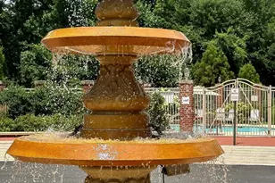 4490 Market Commons Dr, Fairfax, VA 22033 - Photo 32