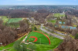 9412 Regency Crest Dr, Vienna, VA 22181 - Photo 32