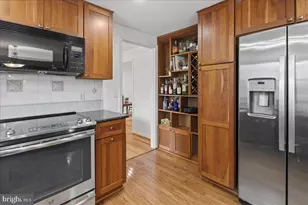 4201 Pickering Pl, Alexandria, VA 22309 - Photo 16