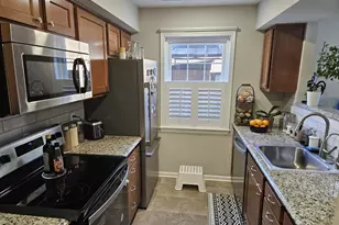 9790 Hagel Cir, Lorton, VA 22079 - Photo 16