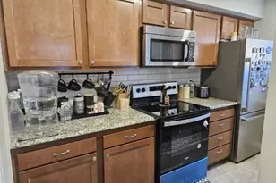 9790 Hagel Cir, Lorton, VA 22079 - Photo 14