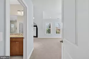 3105 Olin Dr, Falls Church, VA 22044 - Photo 64