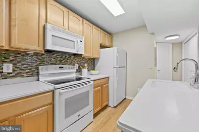 12165 Penderview Terrace #1038, Fairfax, VA 22033 - Photo 8