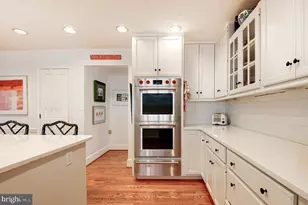 11006 Raccoon Ridge Ct, Reston, VA 20191 - Photo 12