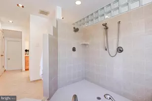 11006 Raccoon Ridge Ct, Reston, VA 20191 - Photo 36