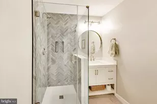 6008 Mill Cove Ct, Burke, VA 22015 - Photo 36