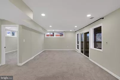 6718 Old Chesterbrook Road, McLean, VA 22101 - Photo 24