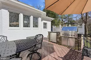 310 Springvale Rd, Great Falls, VA 22066 - Photo 48