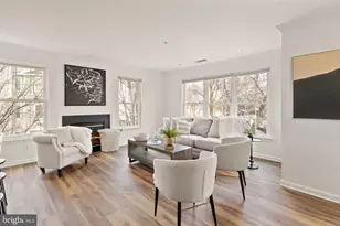 12857 Fair Briar Ln, Fairfax, VA 22033 - Photo 18