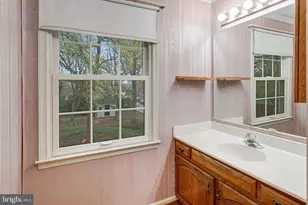 6211 Guilford Dr, Alexandria, VA 22310 - Photo 30