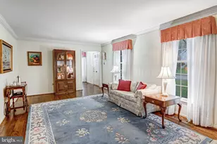 6211 Guilford Dr, Alexandria, VA 22310 - Photo 8