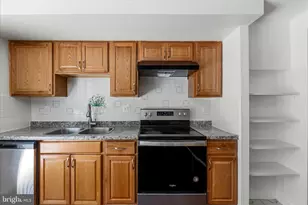 2231 Sanibel Dr, Reston, VA 20191 - Photo 16