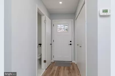 412 Magnolia Court, Herndon, VA 20170 - Photo 10