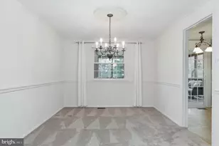 2806 Logway Rd, Vienna, VA 22181 - Photo 6