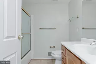 2806 Logway Rd, Vienna, VA 22181 - Photo 20