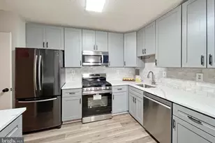 3705 S George Mason Dr, Falls Church, VA 22041 - Photo 12