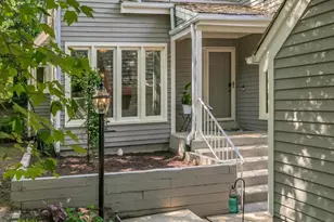 11554 Brass Lantern Ct, Reston, VA 20194 - Photo 2