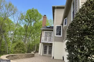 6181 Snowhill Ct, Centreville, VA 20120 - Photo 50