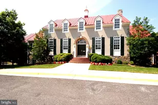 6181 Snowhill Ct, Centreville, VA 20120 - Photo 48