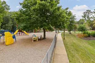 11232 Chestnut Grove Square, Reston, VA 20190 - Photo 20