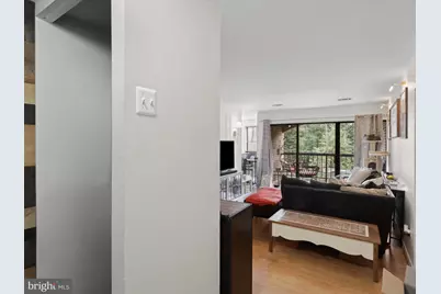 11232 Chestnut Grove Square #234, Reston, VA 20190 - Photo 4