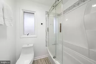 7805 Wendy Ridge Ln, Annandale, VA 22003 - Photo 36