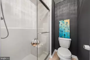 7805 Wendy Ridge Ln, Annandale, VA 22003 - Photo 30