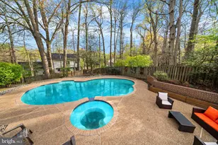 7805 Wendy Ridge Ln, Annandale, VA 22003 - Photo 64